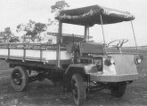 Primeiro protótipo do caminhão Agrale, ainda inspirado nas carretas agrícolas do Sul do país.