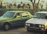 Alfa Romeo 2300 ti 4, de 1980: frisos laterais e para-choques mais longos.