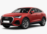 Com o novo Q3 também chegou a inédita versão Sportback; além da traseira ao estilo cupê, os dois se diferenciavam pela grade e pelos frisos cromados no entorno das janelas.