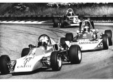 Avallone pilotando seu Fórmula Vê no I Torneio Paulista da categoria, em 1975 (fonte: site copabrasil).