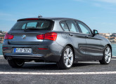 Versão atualizada do BMW 120i.