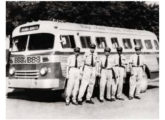 Brasinca atendendo à ligação entre a Região do Médio Tietê (Bariri, Bauru e Jaú) e São Paulo na segunda metade dos anos 50; note as janelas inclinadas, pouco comuns nas carrocerias da marca (fonte: Ivonaldo Holanda de Almeida / FETPESP).