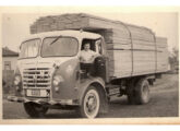 FNM D-11 1958 com cabine Brasinca pertencente a Mario Andrigueto (fonte: portal alfafnm).