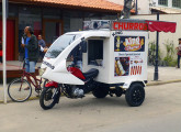 Brazcar Tricargo operando como food-truck em Paraty (RJ), em 2016 (foto: LEXICAR).