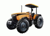 Budny 7540R (4,0 t, 75 cv, 10x2) - o mais leve dos três modelos da linha R.