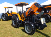 Trator BDY 6540 de 2,9 t, quando de seu lançamento na Agrishow 2015 (foto: LEXICAR).