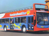 Urbanuss Pluss Tour, double-decker com plataforma HVR e teto aberto exportado para Cuba.