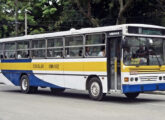 Urbanus sobre Mercedes-Benz OF-1618 em 2011 operando no transporte escolar do Rio de Janeiro (foto: Fábio Ferreira / onibusbrasil).