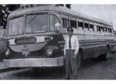 Caio 1953 sobre chassi inglês Leyland operado pela Empresa de Ônibus Guarulhos, da cidade paulista de mesmo nome (fonte: Silvana Carvalho / carrosantigos-automodelli).