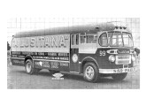 Em 1953 a empresa de mudanças A Lusitana encomendou à Caio este ônibus furgão com mecânica FNM.