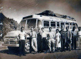 Caminhão Ford F-600 nacional encarroçado pela Caio em 1959 para a Auto Viação Varzealegrense, de Crato (CE); o veículo operava na longuíssima rota Crato-São Paulo.