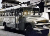 Ônibus rodoviário Caio sobre caminhão Chevrolet nacional de 1959 na frota do Expresso Cearense; este carro também operava entre Crato e São Paulo (fonte: Ivonaldo Holanda de Almeida).