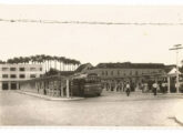 Cartão postal de Joinville (SC), com ônibus Caio estacionado no antigo terminal geral da cidade (fonte: Ivonaldo Holanda de Almeida).