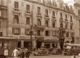 Ônibus Caio circulando pela avenida São João, em São Paulo (SP), em 1953 (fonte: João Marcos Turnbull / onibusnostalgia).