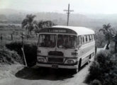 Jaraguá sobre Mercedes-Benz LP da Viação Poá, de Itaquaquecetuba (SP) (fonte: Mário Brian / onibusnostalgia).