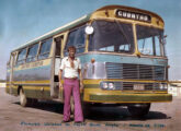 Fotografia de agosto de 1960 mostrando o primeiro carro da Viação Santos-Cubatão, recém fundada operadora da Baixada Santista (SP) (fonte: Arquivo Histórico de Cubatão / litoralbus).