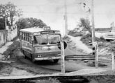 Bela Vista sobre chassi Mercedes-Benz OH da carioca Viação Redentor, servindo a Zona Oeste da cidade em 1971 (fonte: Marcelo Prazs / Arquivo Nacional).