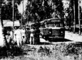 Ônibus Caio da extinta Empresa Amorim, na década de 50 prestando serviço especial na praia de Rio Doce, em Olinda (PE) (fonte: Ivonaldo Holanda de Almeida).