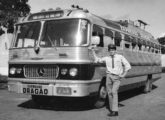 Rodoviário Mercedes-Benz com carroceria de 1957 pertencente ao Expresso Dragão, de Frutal (MG); a empresa praticava rotas interestaduais com São Paulo (fonte: Werner Kiefer / Ivonaldo Holanda de Almeida).