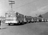 Frota de nove Carbrasa em chassi LPO, no início da década de 70 sendo entregues à empresa Transportes Cisne, de Itabira (MG) (fonte: IBGE / classicalbuses).