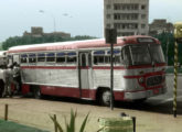 Carbrasa 1959 em chassi Mercedes-Benz LP-321 da Viação Real, de Belo Horizonte (MG), no ponto final da linha 73, na Praça Rio Branco, Centro (foto: Augusto Antônio dos Santos / busbhdesenhosdeonibus).