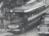 Caminhão Ford 1948-50 com carroceria Cardoso operando em Santo André - cidade-séde da encarroçadora - em 1953 (fonte: Milton Jung).
