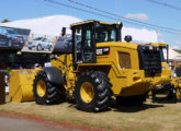 Pá 938K Sugarcane Handler, de 2017, especialmente desenvolvida para a indústria canavieira (foto: LEXICAR).