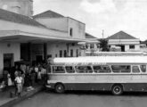 Cermava-LP da Viação São Marcos, de origem não identificada, estacionado no terminal rodoviário de Uberaba (MG) (fonte: portal onibusbrasil).