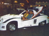 Protótipo do quase gótico MB Endurance no stand da Cheda no XIV Salão do Automóvel (fonte: Motor3).