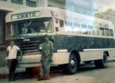 Outro Chevrolet da Varzealegrense, este fotografado diante da Escola Técnica de Comércio do Crato (fonte: Ivonaldo Holanda de Almeida).