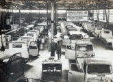 Seção de acabamento interno das cabines Chevrolet, na fábrica GM em 1961 (fonte: O Cruzeiro).