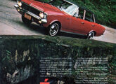 Três predicados escolhidos para o Opala na campanha publicitária preparada para o sedã em 1970: Fibra,...