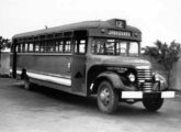 GMC 1940 com carroçaria nacional na frota da paulistana Auto Viação Jabaquara (fonte: Ivonaldo Holanda de Almeida / FETPESP).