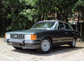 Opala Diplomata Automatic 1983 com teto de vinil (foto: site ateliedocarro).