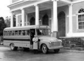Outro ônibus escolar Chevrolet, este de colégio e local não identificados (fonte: Ivonaldo Holanda de Almeida).