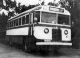 Ônibus Chevrolet na primeira metade dos anos 50 utilizado no transporte de empregados da GM brasileira.