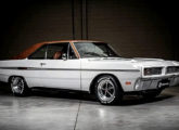 Charger R/T 1973 (fonte: Pepi Scharinger / loja.retornar).