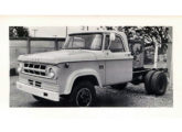 Dodge D-400 (fonte: Transporte Moderno).