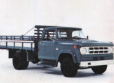 Dodge D-400.