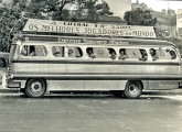 Ciferal sobre Mercedes-Benz LP do Expresso Atlântico, de Caraguatatuba (SP), em plena comemoração ca conquista da Copa do Mundo de 1958 pelo Brasil (fonte: site obrasilquevaialem).
