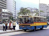 Tocantins-OF da carioca Viação Três Amigos, em 1982 em seu ponto final na praça Saenz Peña, Tijuca (foto: Donald Hudson).