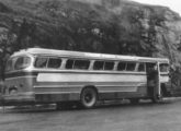 Rodoviário Ciferal operado pela Viação Ponte Coberta, de Itaguaí (RJ); a imagem é de 1962 (foto: Augusto Antônio dos Santos / pontodeonibus).