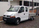 Renault Master transformado em cabine dupla pela Cioato.