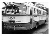 Trazendo o último modelo de carroceria produzida pela Caio, este LPO pertencia à EMO- Empresa Municipal de Ônibus, operadora (privada, apesar do nome) do Rio de Janeiro (RJ) (fonte: Alexandre Britto / onibusbrasil). 