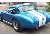 Cobra "Modelo Inglês" hardtop.