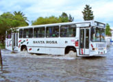 Svelto-OF da Auto Viação Santa Rosa, de Pelotas (RS); a imagem é de 2007, em dia de cheia na cidade (foto: Alfredo Rodrigues / onibusbrasil).