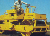 Dynapac CC-21, rolo compressor tandem do final dos anos 80.