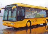 Protótipo do midi urbano Eletra, de 2002, desenvolvido com a Marcopolo para a cidade de Porto Alegre; o moderno ônibus não chegou a ser colocado em produção.