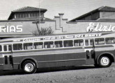 Eventualmente eram encarroçados chassis especialmente projetados para o transporte de passageiros, como este raríssimo Delahaye 1953; 25 deles foram exportados para a Venezuela.