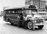 Ônibus Eliziário sobre chassi de caminhão Ford F-6 1951, alocado ao transporte urbano de Poro Alegre (RS) (fonte: Régulo Franquine Ferrari).